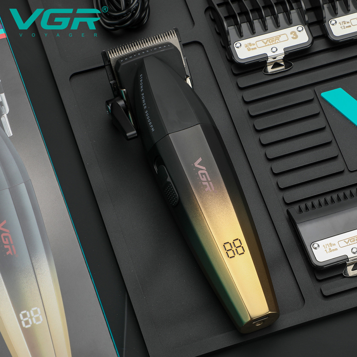 strihaci-strojek-vgr-voyager-v-003c-salon-series-gold 2